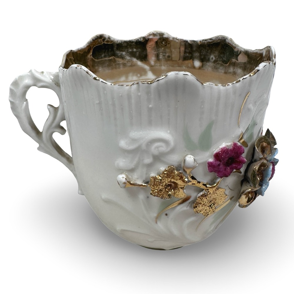 Antique Victorian Applied 3D Floral Porcelain Teacup Gold Gilt‎ Flowers Cup